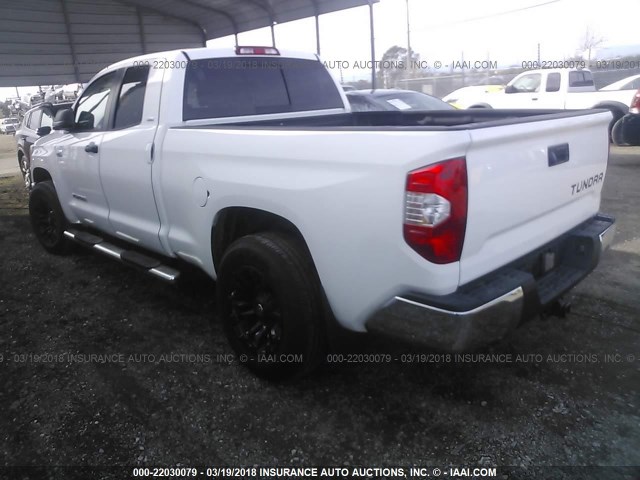 5TFRY5F1XJX231834 - 2018 TOYOTA TUNDRA DOUBLE CAB SR/SR5 WHITE photo 3