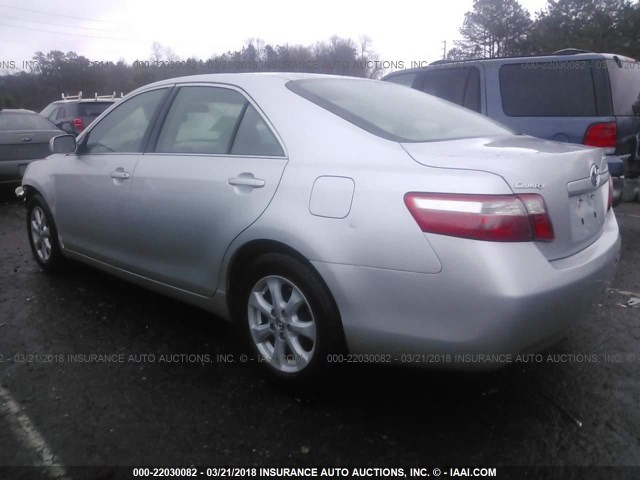4T1BE46K38U221781 - 2008 TOYOTA CAMRY CE/LE/XLE/SE SILVER photo 3
