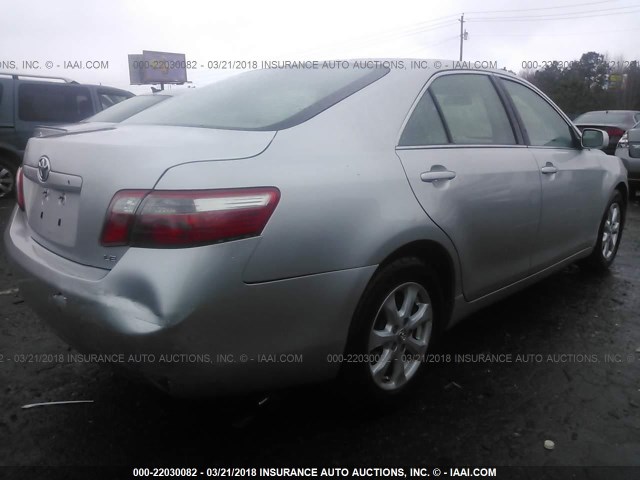 4T1BE46K38U221781 - 2008 TOYOTA CAMRY CE/LE/XLE/SE SILVER photo 4