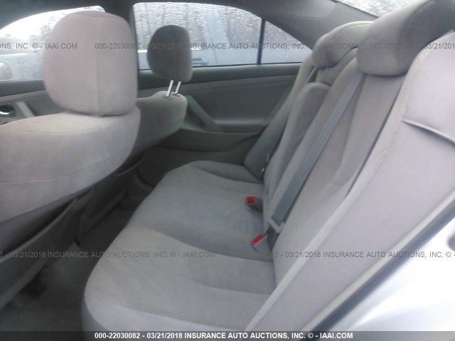 4T1BE46K38U221781 - 2008 TOYOTA CAMRY CE/LE/XLE/SE SILVER photo 8
