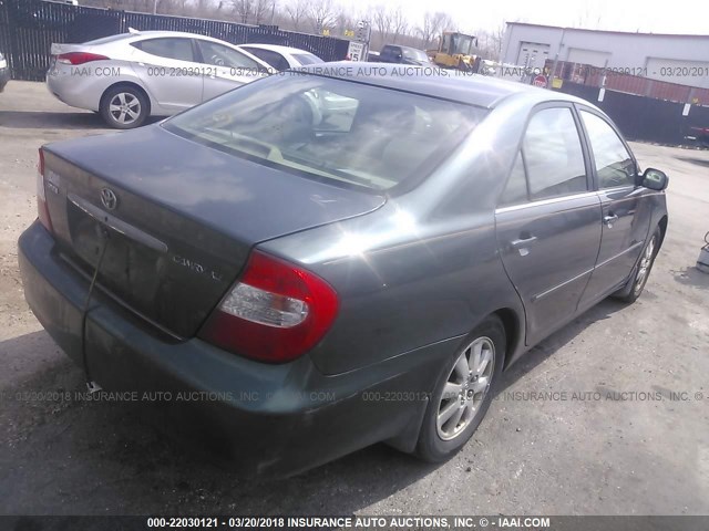 4T1BE32K93U718200 - 2003 TOYOTA CAMRY LE/XLE/SE GREEN photo 4