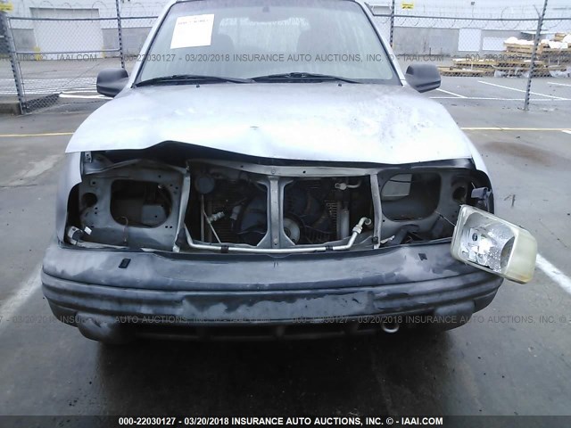 2CNBE13C916910708 - 2001 CHEVROLET TRACKER SILVER photo 6