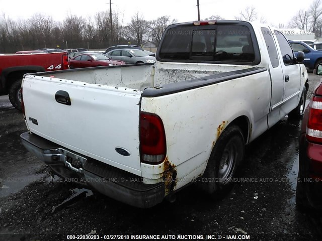 2FTRX17W64CA58390 - 2004 FORD F-150 HERITAGE CLASSIC WHITE photo 4