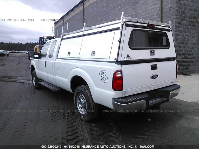 1FT7X2B64CEB88861 - 2012 FORD F250 SUPER DUTY WHITE photo 3