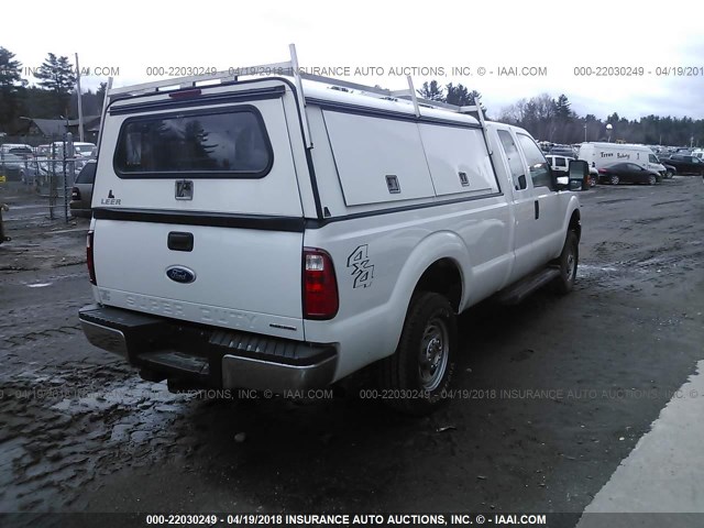 1FT7X2B64CEB88861 - 2012 FORD F250 SUPER DUTY WHITE photo 4