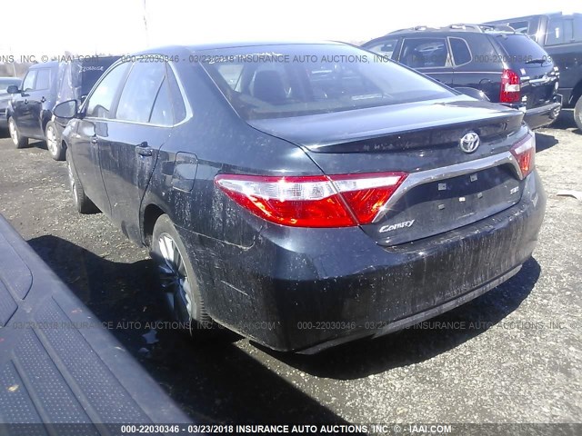 4T1BF1FK1HU381640 - 2017 TOYOTA CAMRY LE/XLE/SE/XSE BLACK photo 3