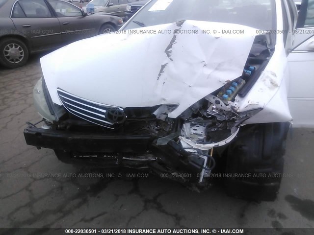 4T1BE32K65U617456 - 2005 TOYOTA CAMRY LE/XLE/SE თეთრი ფოტო 6