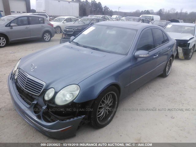 WDBUF70J43A148568 - 2003 MERCEDES-BENZ E 500 BLUE photo 2