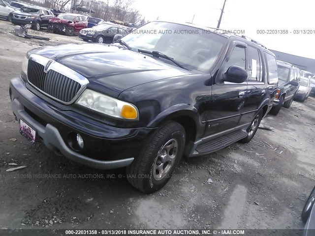 5LMFU28R01LJ21620 - 2001 LINCOLN NAVIGATOR BLACK photo 2