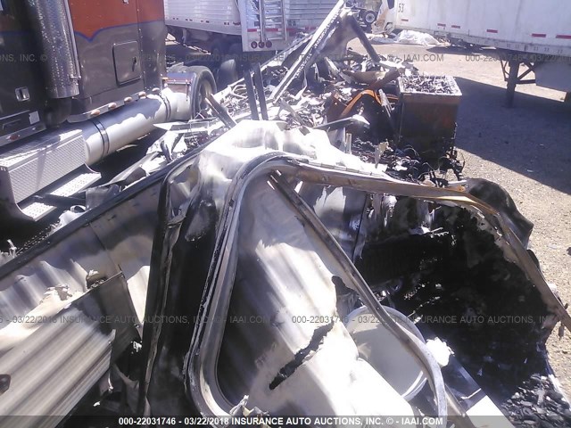 4X4TCKC21GX121838 - 2016 FOREST RIVER CHEROKEE  ყავისფერი ფოტო 8