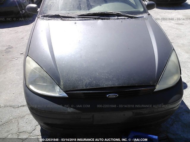 1FAFP34313W315053 - 2003 FORD FOCUS SE COMFORT/SE SPORT SILVER photo 6