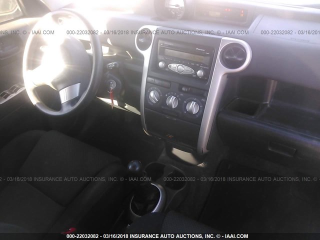 JTLKT334464058893 - 2006 TOYOTA SCION XB ვერცხლისფერი ფოტო 5