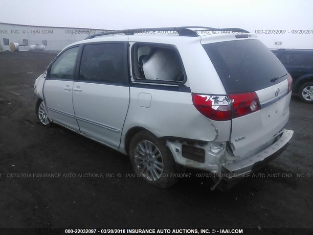 5TDZK22CX7S067622 - 2007 TOYOTA SIENNA XLE/XLE LIMITED WHITE photo 3