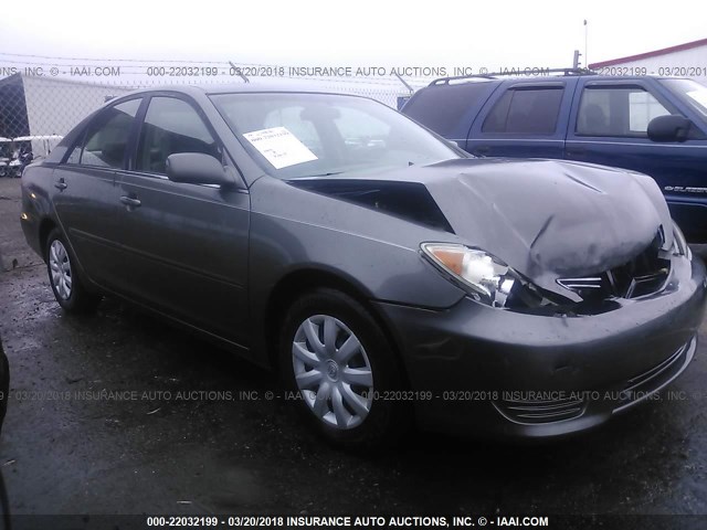 4T1BE32K75U590994 - 2005 TOYOTA CAMRY LE/XLE/SE GRAY photo 1