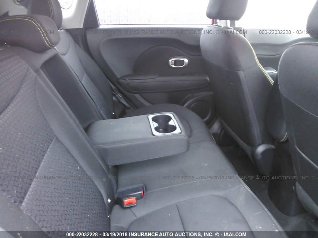 KNDJP3A56G7874608 - 2016 KIA SOUL + RED photo 8