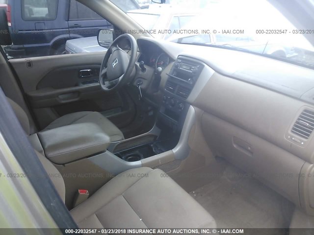 2HKYF18136H529619 - 2006 HONDA PILOT LX GOLD photo 5