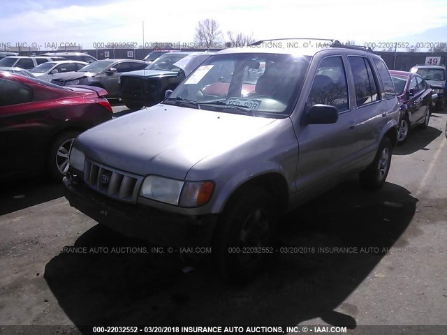 KNDJA723825120023 - 2002 KIA SPORTAGE TAN photo 2