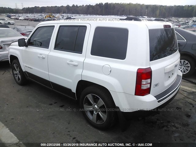 1C4NJPFA2GD612361 - 2016 JEEP PATRIOT LATITUDE WHITE photo 3