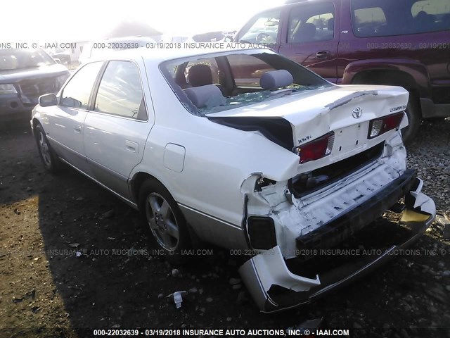 JT2BG22K810563399 - 2001 TOYOTA CAMRY CE/LE/XLE 白色 照片 3