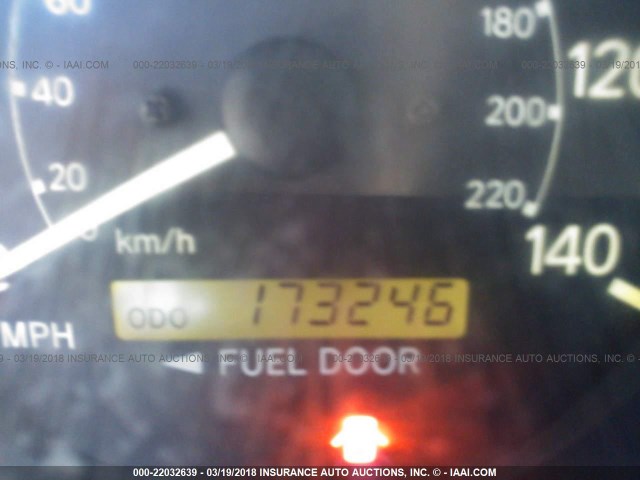 JT2BG22K810563399 - 2001 TOYOTA CAMRY CE/LE/XLE 白色 照片 7