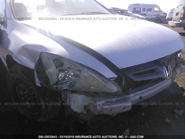 1HGCM56114A019995 - 2004 HONDA ACCORD DX SILVER photo 6