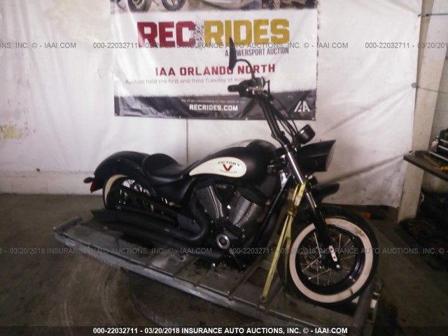 5VPWB36N2D3017459 - 2013 VICTORY MOTORCYCLES HIGH-BALL Schwarz Foto 1