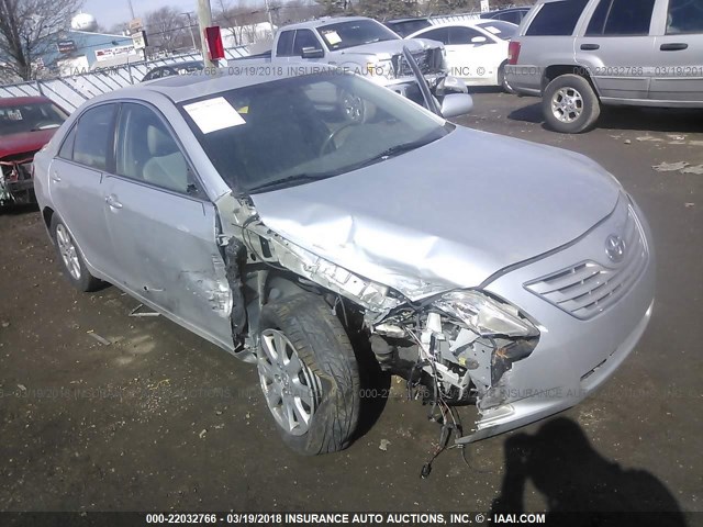 4T1BK46KX9U584704 - 2009 TOYOTA CAMRY SE/LE/XLE SILVER photo 1
