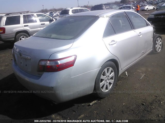4T1BK46KX9U584704 - 2009 TOYOTA CAMRY SE/LE/XLE SILVER photo 4