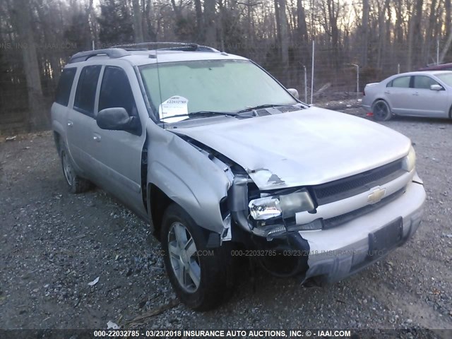 1GNES16SX56119376 - 2005 CHEVROLET TRAILBLAZER EXT LS/EXT LT SILVER photo 1