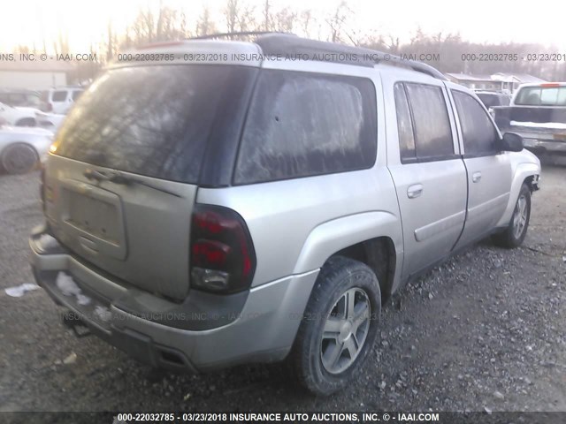 1GNES16SX56119376 - 2005 CHEVROLET TRAILBLAZER EXT LS/EXT LT SILVER photo 4