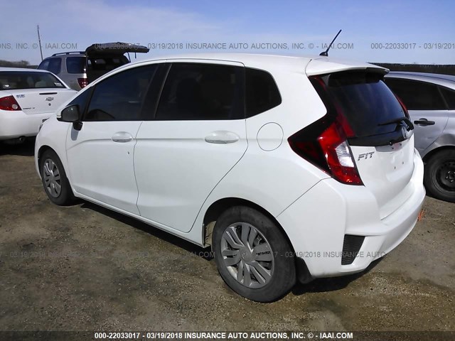 3HGGK5H50FM775931 - 2015 HONDA FIT LX WHITE photo 3