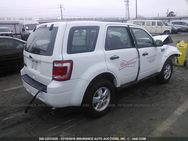 1FMCU0C75CKB80798 - 2012 FORD ESCAPE XLS WHITE photo 4