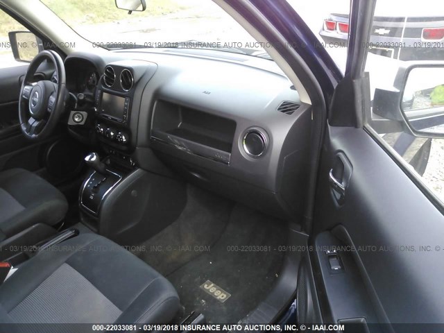 1C4NJRFB0DD119147 - 2013 JEEP PATRIOT LATITUDE Dark Blue photo 5