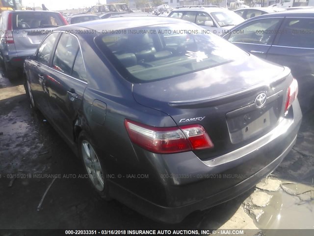 4T1BK46K67U538512 - 2007 TOYOTA CAMRY NEW GENERAT LE/XLE/SE GRAY photo 3