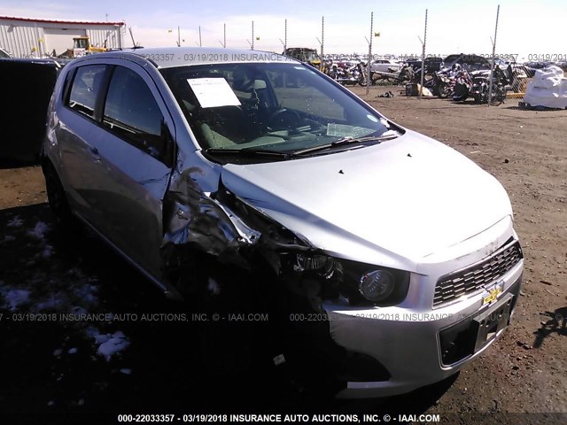 1G1JA6SH3F4161248 - 2015 CHEVROLET SONIC LS 银色 照片 1