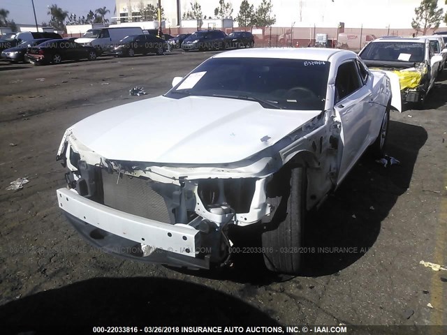 2G1FA1E35E9323997 - 2014 CHEVROLET CAMARO LS WHITE photo 2