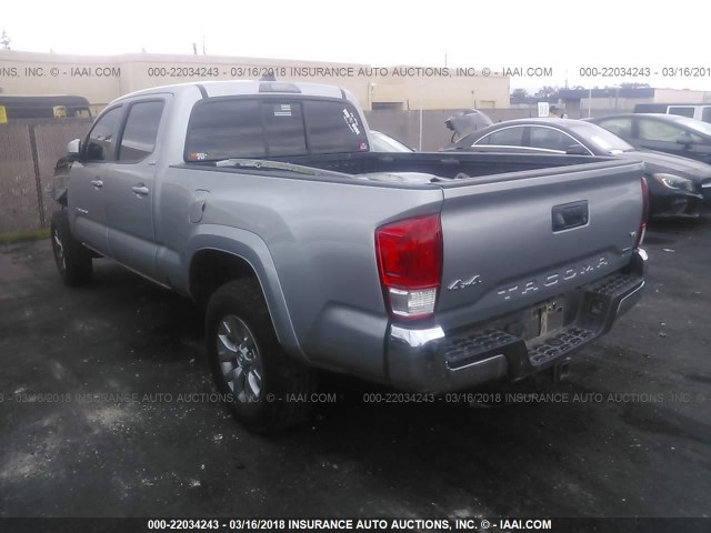 3TMDZ5BN4GM009787 - 2016 TOYOTA TACOMA DBL CAB/SR5/TRD SPORT/OR SILVER photo 3