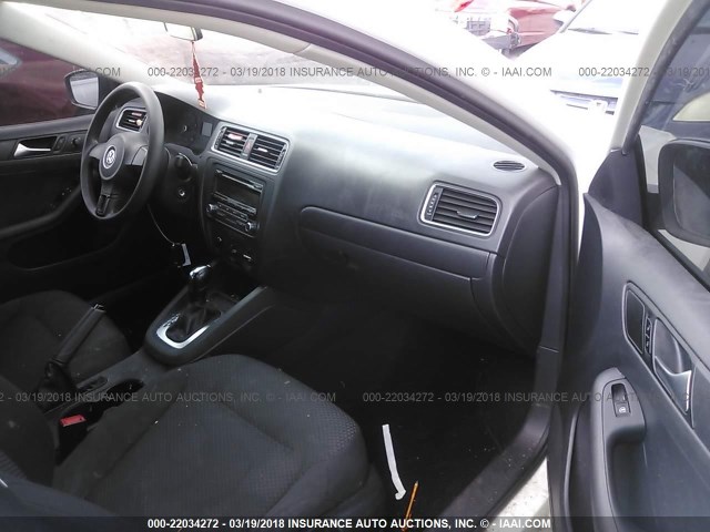 3VW2K7AJ4DM221569 - 2013 VOLKSWAGEN JETTA S 白色 照片 5