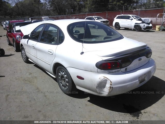 1FAFP53S0WG174429 - 1998 FORD TAURUS SE COMFORT WHITE photo 3