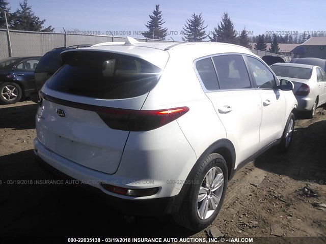 KNDPM3AC5H7064549 - 2017 KIA SPORTAGE LX WHITE photo 4