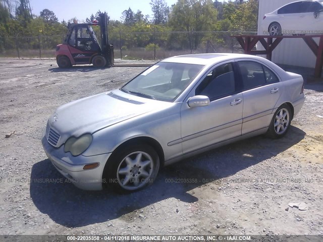 WDBRF61J14F551765 - 2004 MERCEDES-BENZ C 240 SILVER photo 2