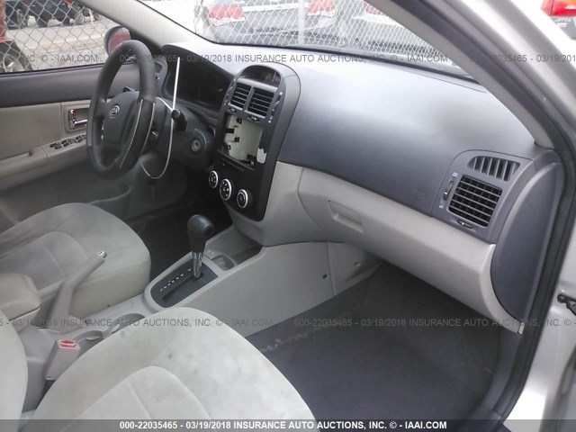 KNAFE221895656991 - 2009 KIA SPECTRA EX/LX/SX SILVER photo 5