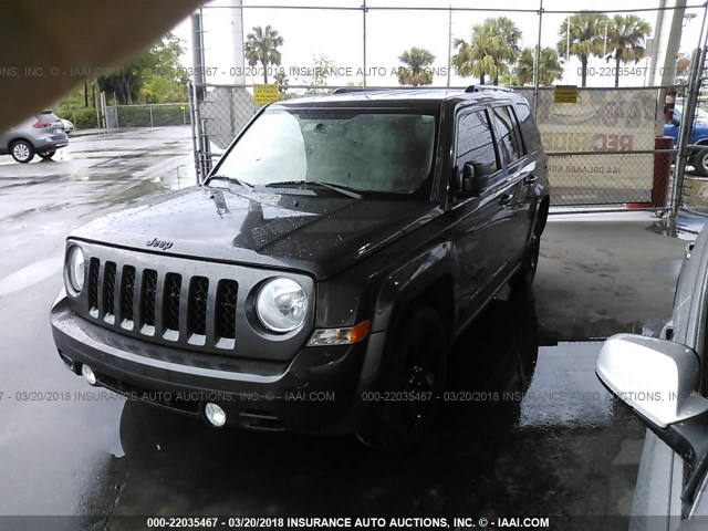 1C4NJPBA1FD106816 - 2015 JEEP PATRIOT SPORT GRAY photo 2