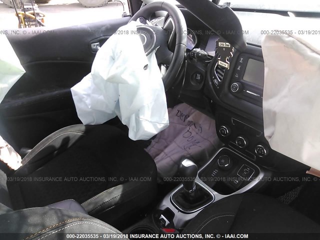 3C4NJDAB1JT163593 - 2018 JEEP COMPASS SPORT BLACK photo 5