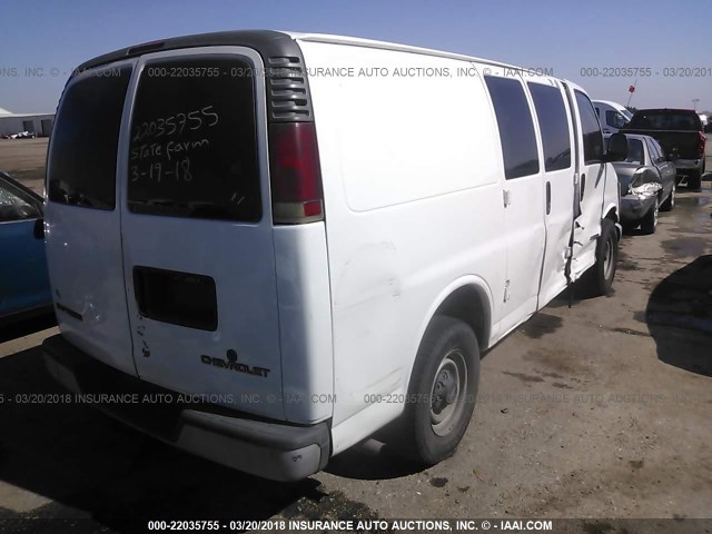 1GCHG35R311182599 - 2001 CHEVROLET EXPRESS G3500  WHITE photo 4