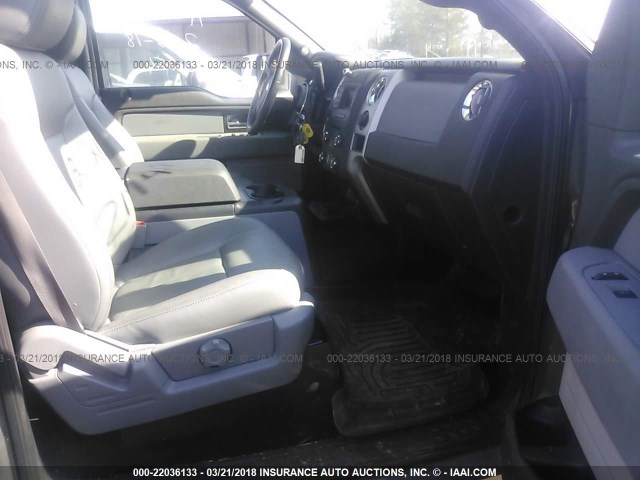 1FTFW1EF3EFC62353 - 2014 FORD F150 SUPERCREW GRAY photo 5