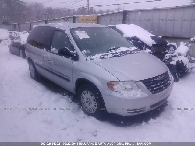 1C4GP45R95B441288 - 2005 CHRYSLER TOWN & COUNTRY  SILVER photo 1