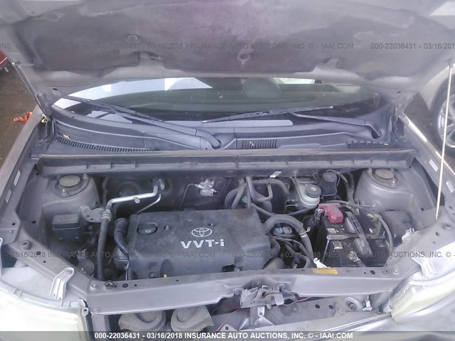 JTLKT324240149702 - 2004 TOYOTA SCION XB SILVER photo 10