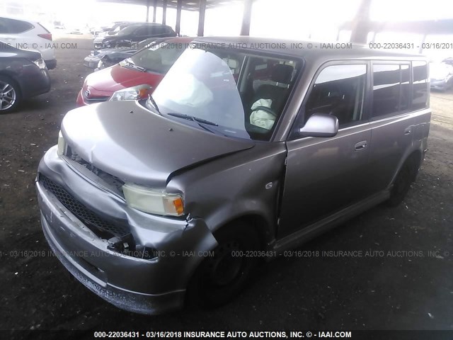 JTLKT324240149702 - 2004 TOYOTA SCION XB SILVER photo 2