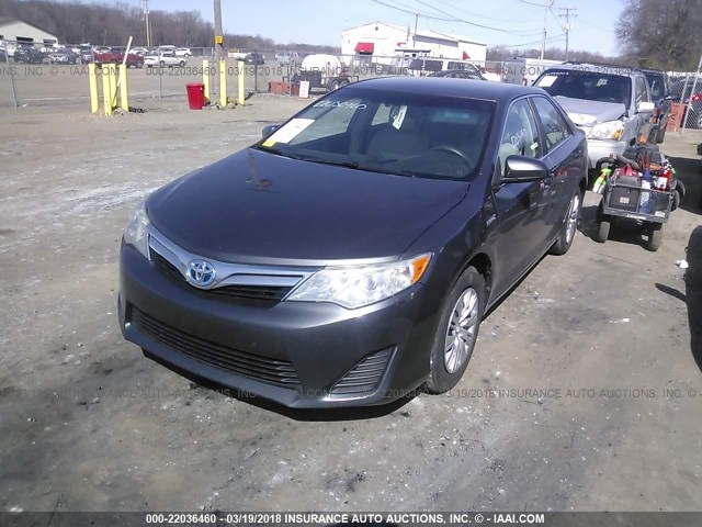 4T1BD1FK6CU026199 - 2012 TOYOTA CAMRY HYBRID/LE/XLE GRAY photo 2